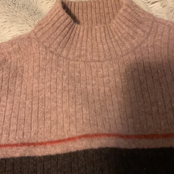 Sweater top - Picture 2 of 4
